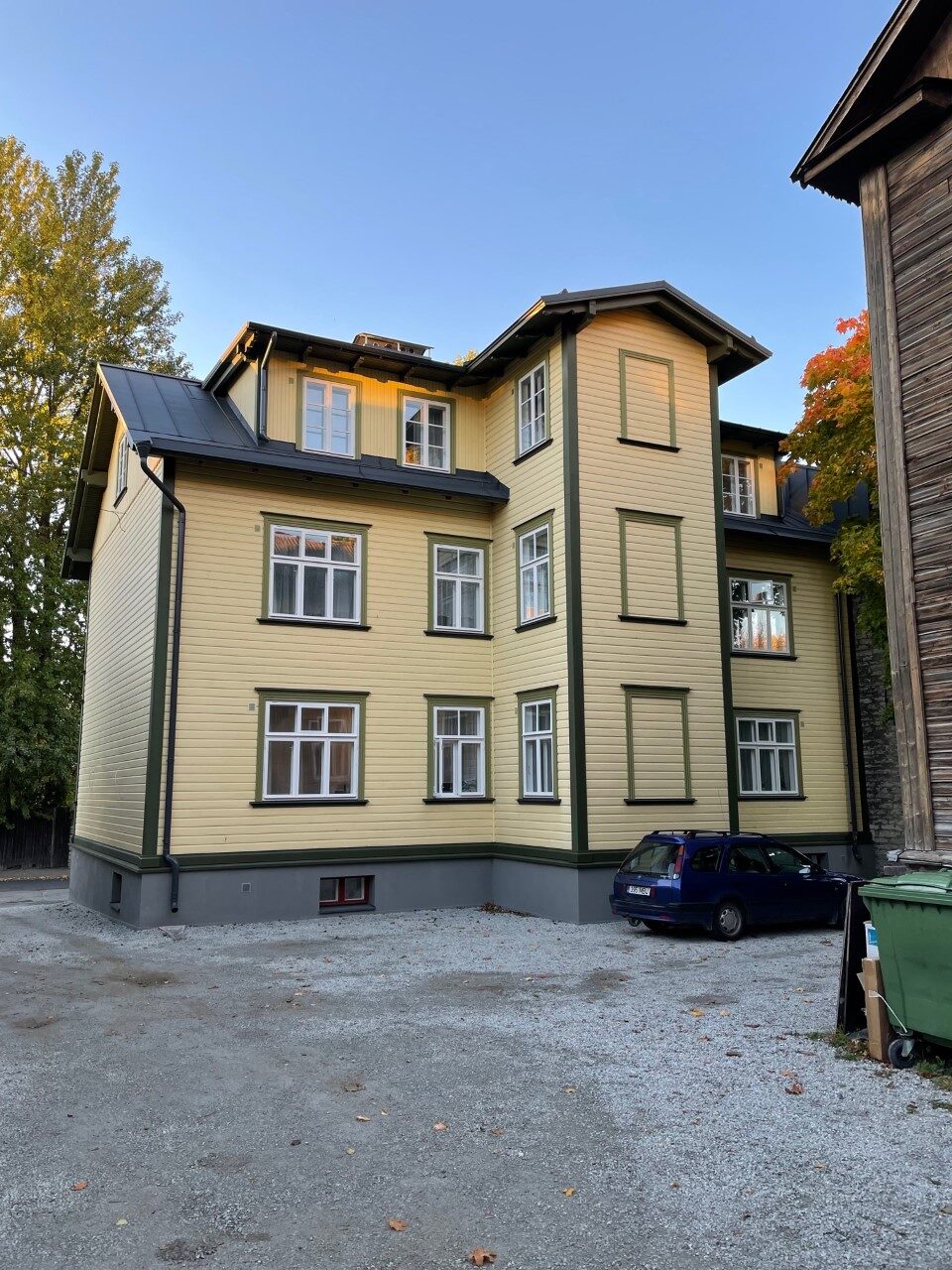 Kappeli 10 hoovipoolne vaade